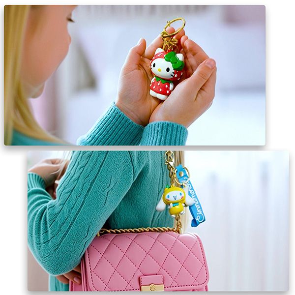 S*ね様 新品　完売品　貴重　Hello Kitty シューキーパー　Sanri Hello Kitty & Friends Keyring Kuromi | Portachiavi Kawaii da